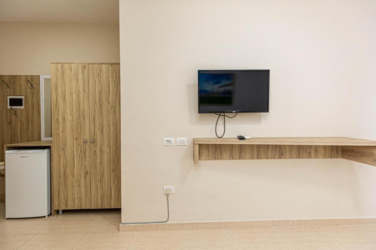 Jordan'S Hotel Avlonya Dış mekan fotoğraf