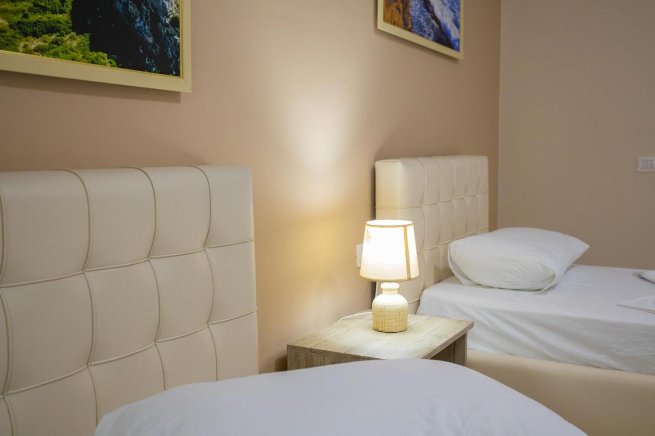 Jordan'S Hotel Avlonya Dış mekan fotoğraf