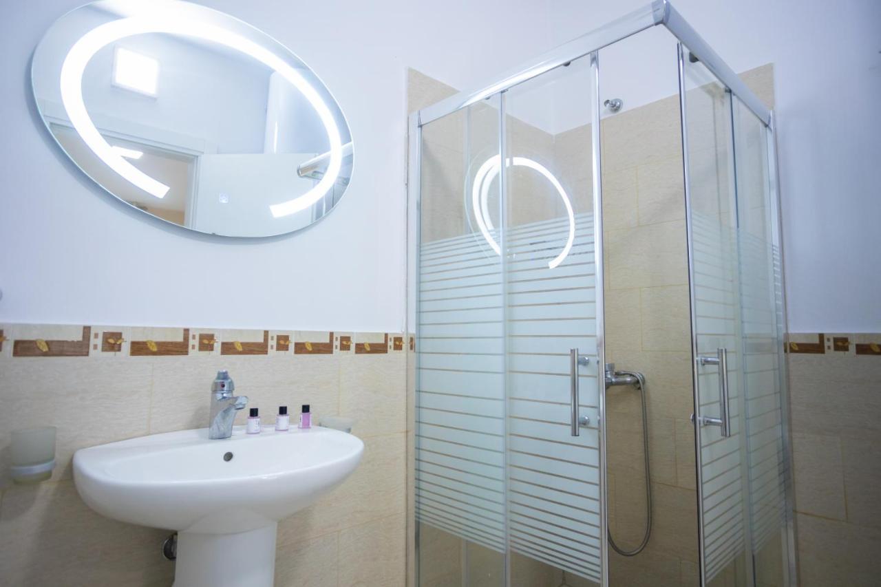Jordan'S Hotel Avlonya Dış mekan fotoğraf